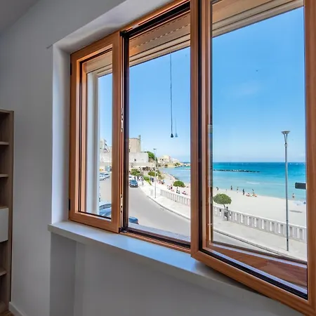 Apartment Fronte Mare *